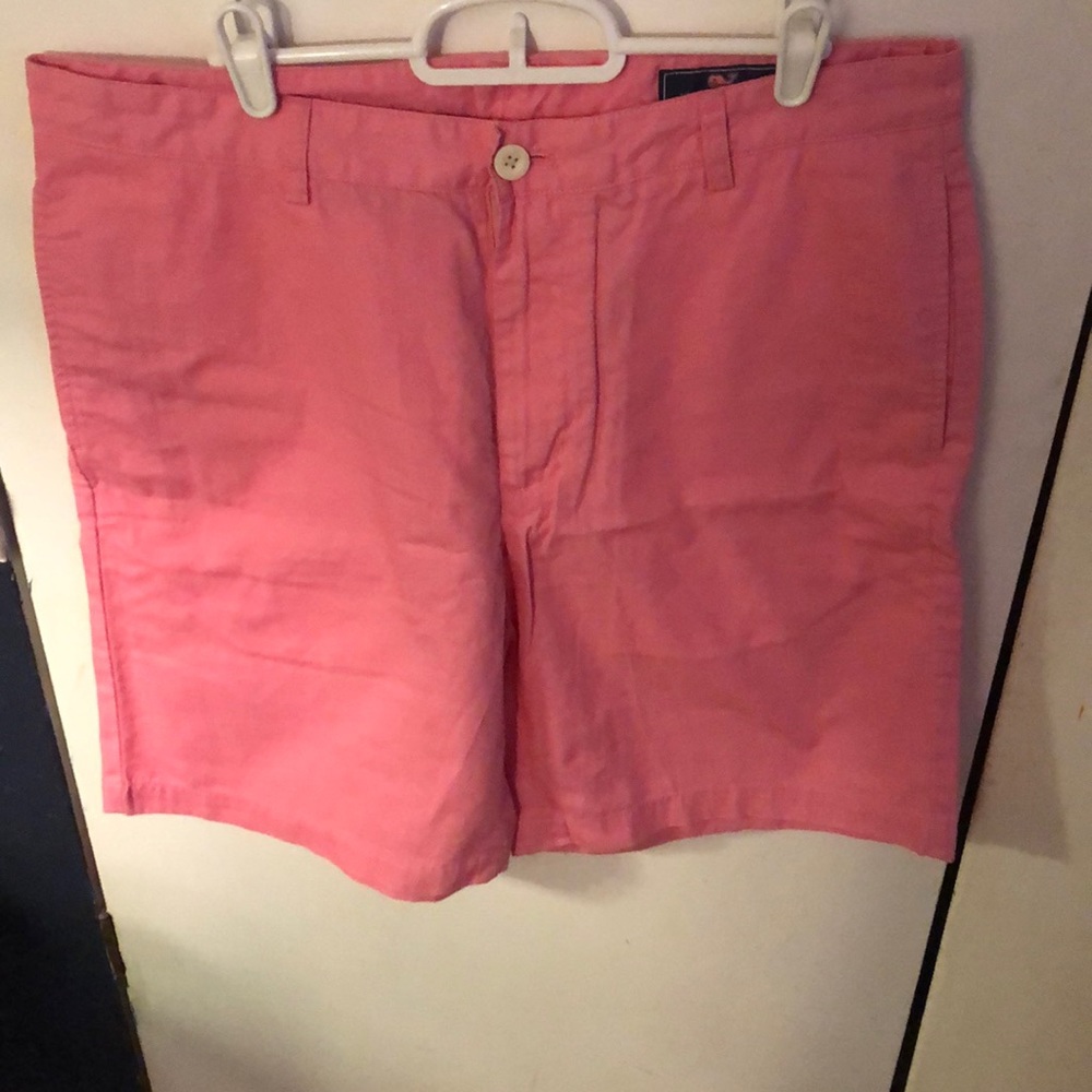 Vineyard Vines light pink shorts